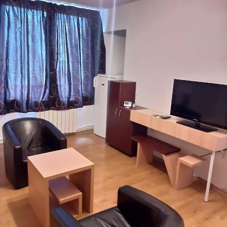 דירות בוקרשט Central Best Cozy In מראה חיצוני תמונה